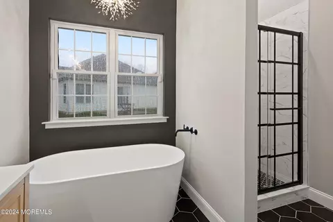 Bath - 23 Dowing Ln, Jackson, NJ 08527 photo 2 of 4
