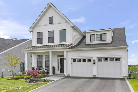 14 Scarlett Ter, Manalapan, NJ 07726