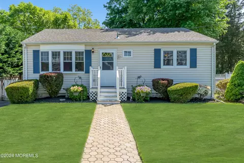 2205 Hadley Ct, Wall Township, NJ 07719