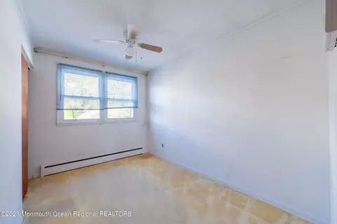Bedroom - 660 Pine Meadow Rd, Brick, NJ 08724 photo 6 of 8