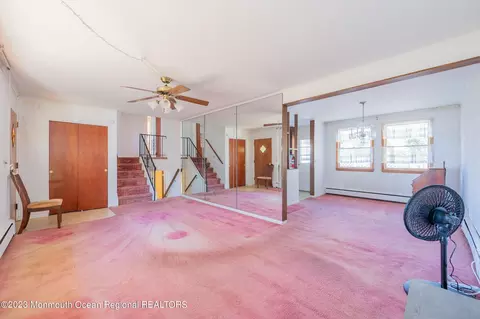 Living - 660 Pine Meadow Rd, Brick, NJ 08724 photo 2 of 7
