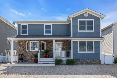1009 Boulevard, Seaside Park, NJ 08752