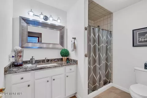 Bath - 739 Drum Point Rd, Brick, NJ 08723 photo 1 of 3