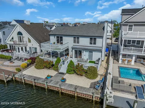 739 Drum Point Rd, Brick, NJ 08723