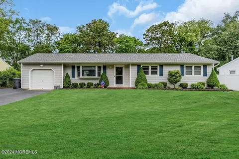 228 Arizona Dr, Brick, NJ 08723