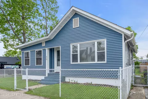640 Redmond Ave, Belmar, NJ 07719