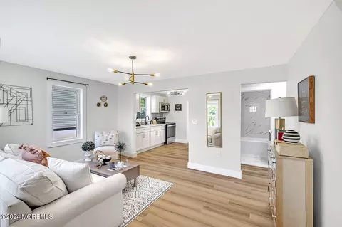 311 Station Ave, Glendora, NJ 08029