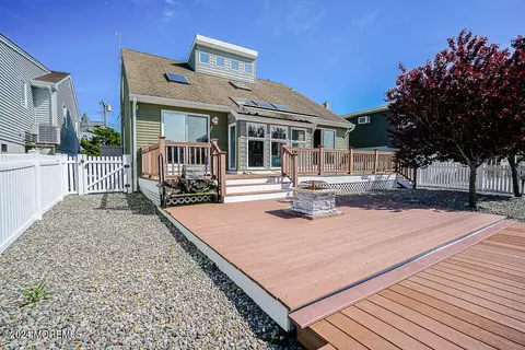 8 Alcala Dr, Brick, NJ 08723