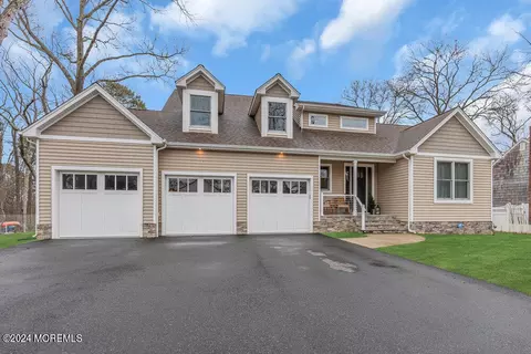 711 Eastern Ln, Brick, NJ 08723