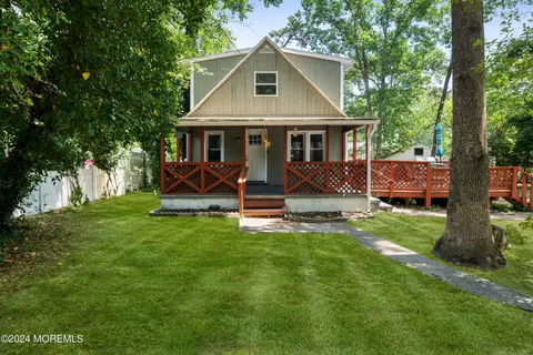 27 Exeter St, Browns Mills, NJ 08015