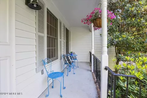 Exterior - 676 Locust Point Rd, Rumson, NJ 07760 photo 2 of 19
