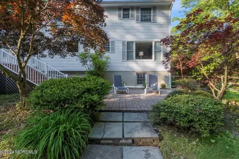 Exterior - 676 Locust Point Rd, Rumson, NJ 07760 photo 6 of 19