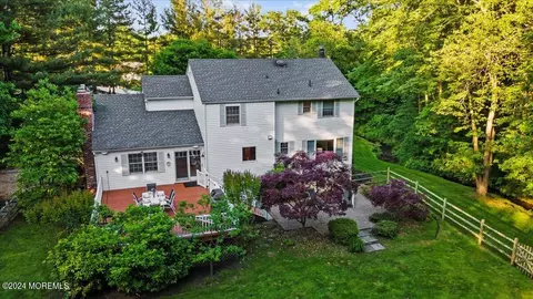 Exterior - 676 Locust Point Rd, Rumson, NJ 07760 photo 3 of 19