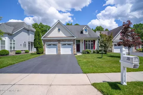 28 Quincy Ter, Barnegat, NJ 08005