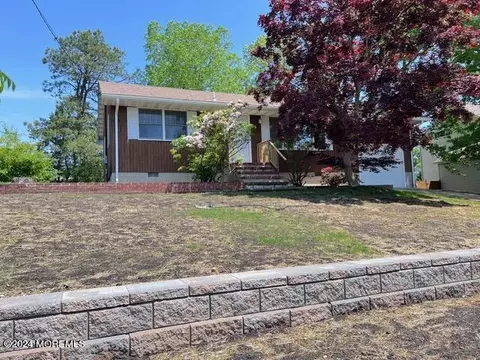 1178 Canal Ave, Manahawkin, NJ 08050