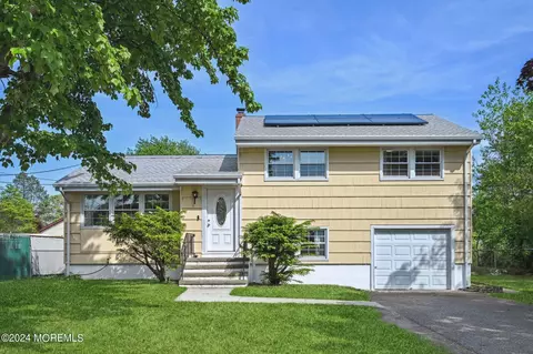 533 Bryn Mawr Dr, Brick, NJ 08723