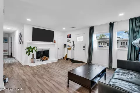 739 Pine Dr, Brick, NJ 08723 photo 4