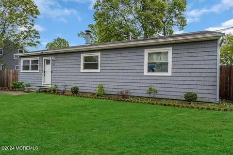 739 Pine Dr, Brick, NJ 08723 photo 2