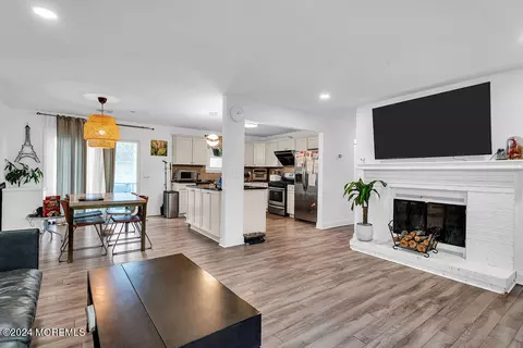 739 Pine Dr, Brick, NJ 08723 photo 5