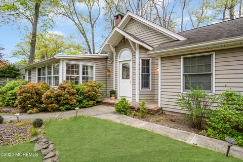 2606 Woodchuck Ln, Manasquan, NJ 08736