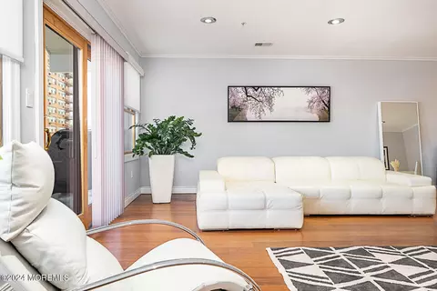 507 Central Avenue Ave #3, Union City, NJ 07087