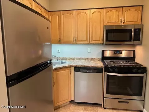 440 Cross Rd #C11, Matawan, NJ 07747