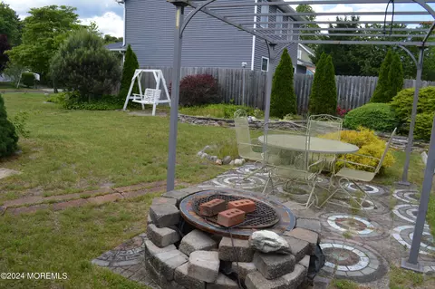Exterior - 436 Cheyenne Dr, Waretown, NJ 08758 photo 10 of 17