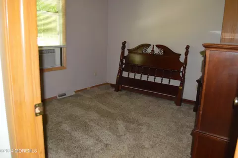 Bedroom - 436 Cheyenne Dr, Waretown, NJ 08758 photo 2 of 2