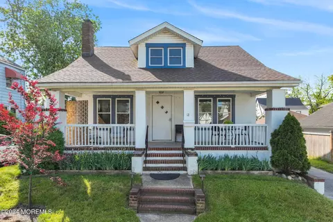 12 Oak Ter, Neptune City, NJ 07753