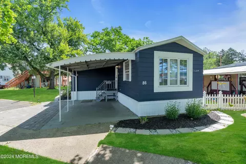 86 Herman Blvd, Hazlet, NJ 07730
