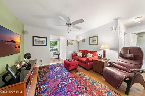 Living - 2 Hickory Ct #B, Brielle, NJ 08730 photo 1 of 1