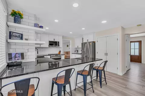 Kitchen - 40 Pine Cone Ct, Tabernacle, NJ 08088 photo 2 of 4