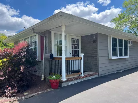 69 Allaire Dr, Toms River, NJ 08753