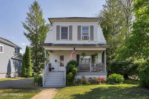 613 13th Ave, Belmar, NJ 07719
