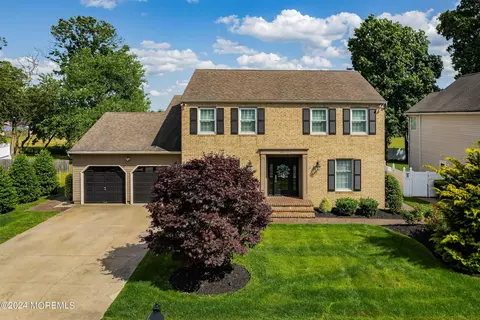 32 Crestwood Ave, Blackwood, NJ 08012