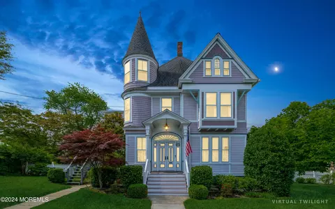 27 E Washington Ave, Atlantic Highlands, NJ 07716
