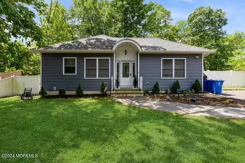 12 Chandler St, Browns Mills, NJ 08015