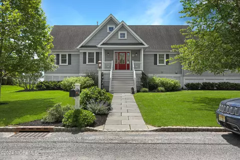 680 Little Silver Point Rd, Little Silver, NJ 07739