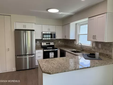 50 Sidney Ct, Brick, NJ 08724