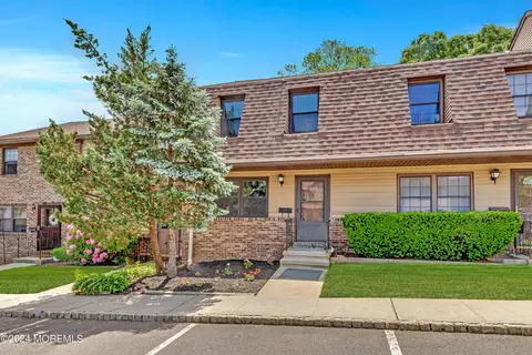 153 Village Green Way, Hazlet, NJ 07730