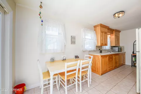 235 Concord Ave, Leonardo, NJ 07737 photo 12