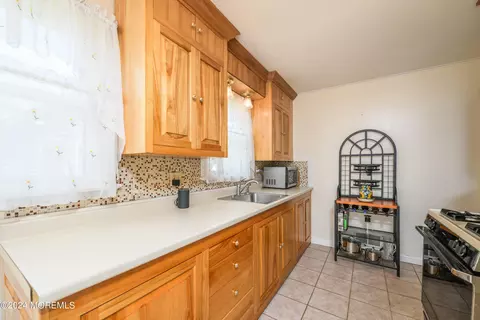 235 Concord Ave, Leonardo, NJ 07737 photo 11