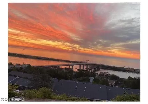 g1 twin light terrace, Highlands, NJ 07732