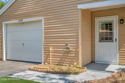 1499 Clearview St, Forked River, NJ 08731 photo 9