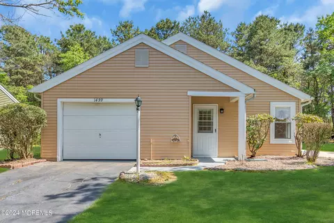 1499 Clearview St, Forked River, NJ 08731 photo 2