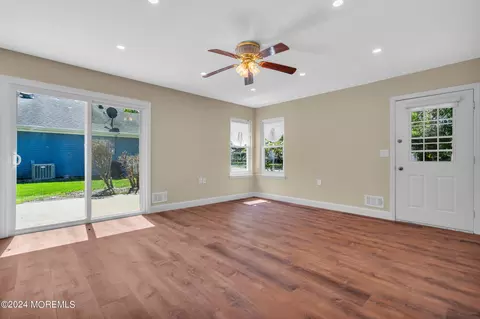 1499 Clearview St, Forked River, NJ 08731 photo 12
