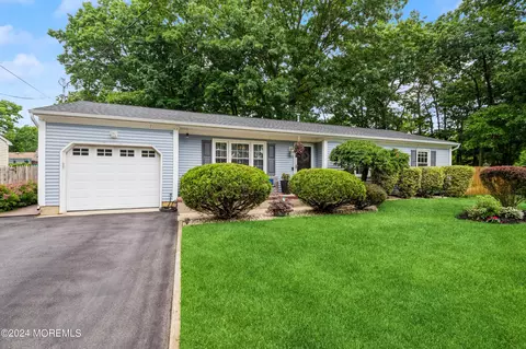 1500 Green Grove Rd, Brick, NJ 08724