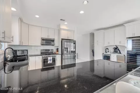 86 Longpoint Dr, Brick, NJ 08723 photo 35