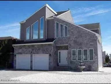 86 Longpoint Dr, Brick, NJ 08723 photo 3