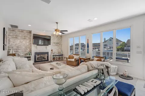 86 Longpoint Dr, Brick, NJ 08723 photo 38